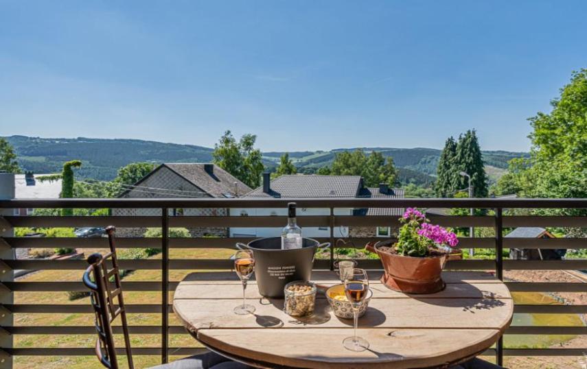 Le Chalet De Pepere Stavelot Εξωτερικό φωτογραφία